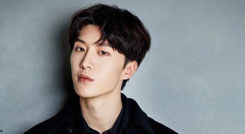 娱乐吃瓜演员范丞丞简介